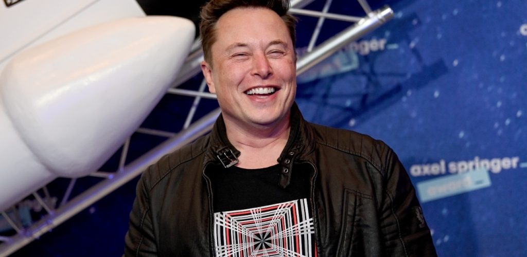 Elon Musk Slams Amazon’s ‘Lord of the Rings’ Series: “Tolkien Is Turning In His Grave”