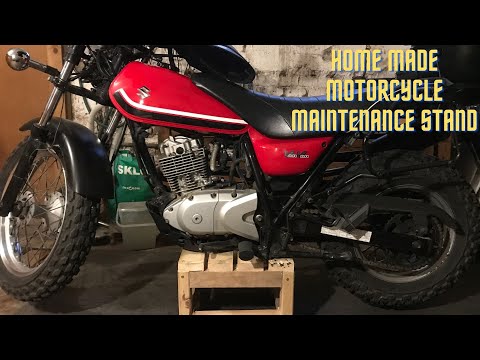 DIY (wood) motorcycle maintenance stand