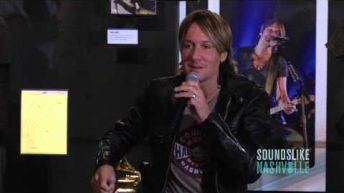 Keith Urban Tours Country Music Hall of Fame Exhibit, ‘Keith Urban So Far…’