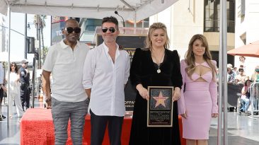 ‘Idol’ Judges Simon, Paula and Randy Reunite for Kelly Clarkson’s Walk of Fame Star