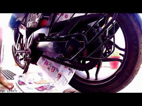 how to clean and lubricate the motorcycle chain| Motorcycle Maintenance DIY | Pulsar RS200