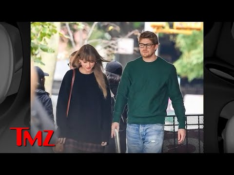 Taylor Swift and Joe Alwyn Out Together in NYC | TMZ TV