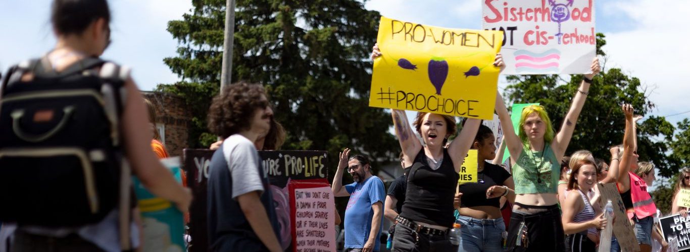 Ohio 6-week abortion ban indefinitely blocked as suit continues