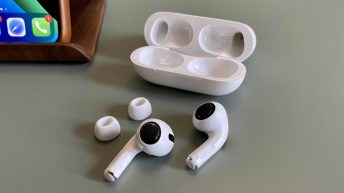 Do’s and don’ts for cleaning your dirty AirPods Pro and charging case