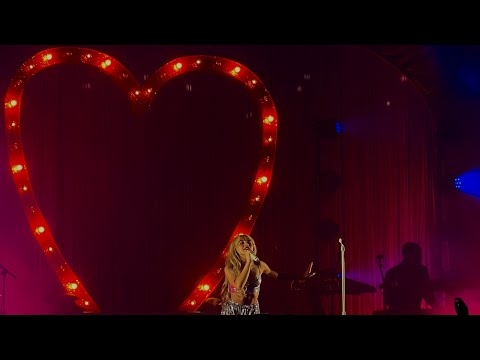 Sabrina Carpenter – emails i can’t send tour – New York, USA