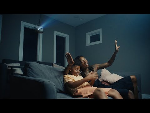 Wiz Khalifa – Big Daddy Wiz ft. Girl Talk [Official Music Video]