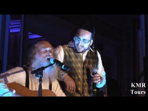 Lipa Schmeltzer and Yitzchak Fuchs “Halelu” KMR Tours Pesach 2012