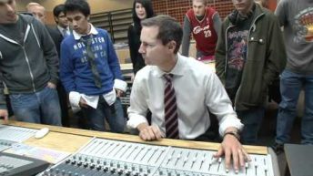 Platinum Premier: McGuinty tours Algonquin College’s  new music production studio