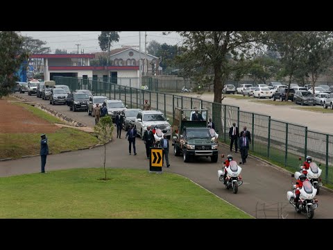 Rais Uhuru Kenyatta awasili katika uwanja wa Ulinzi Sports Complex