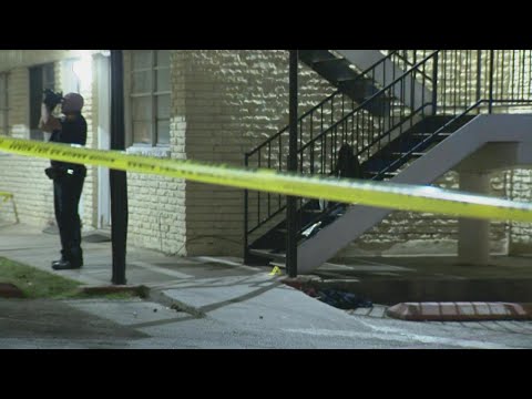 Man shot outside apartment complex on the southeast side