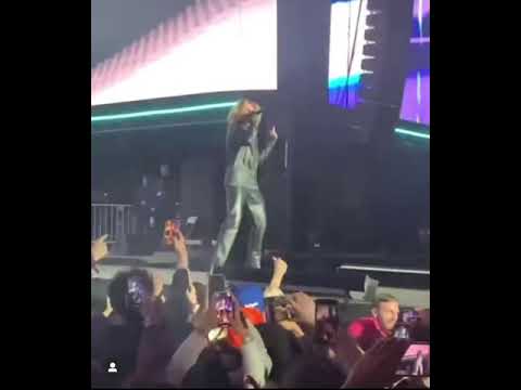 The Kid LAROI ft. NBA YOUNGBOY – Tragic ( LIVE Performance ) { Rolling Loud California 2021 }