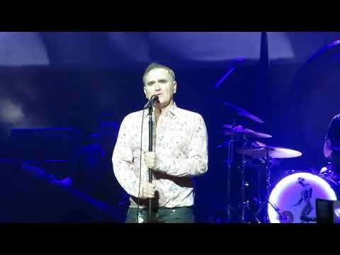 MORRISSEY PUNCHED ON STAGE debunked. FAKE NEWS TMZ San Diego