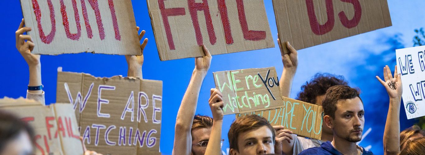 Climate summit brings historic deal on climate damage, stalls on cuts