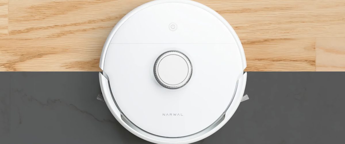 The Narwal Freo smart vacuum and mop robot intelligently cleans your floors, to save you time