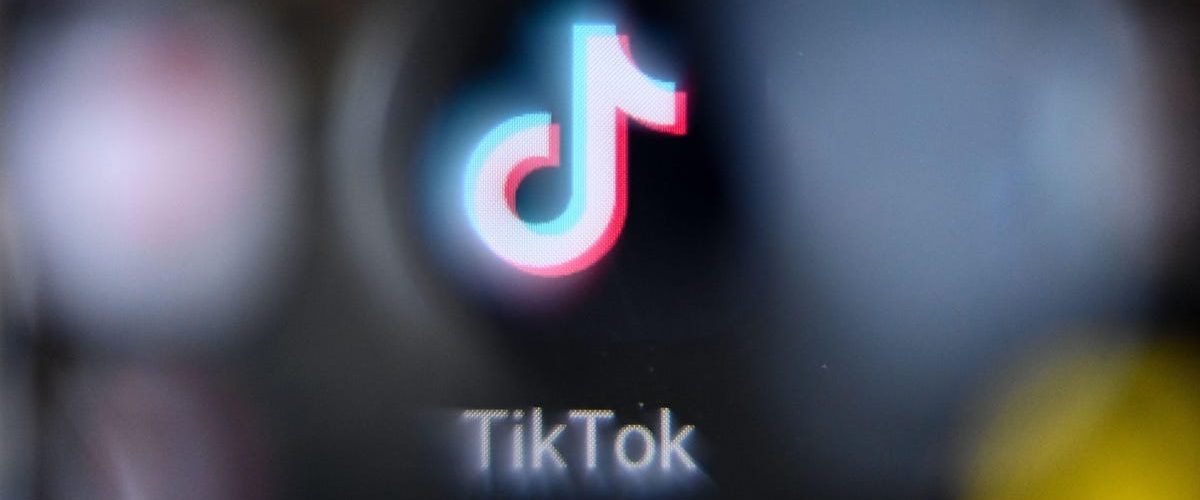 Software Claiming to ‘Unfilter’ TikToks and Expose Nudes Actually Infects Users With Malware