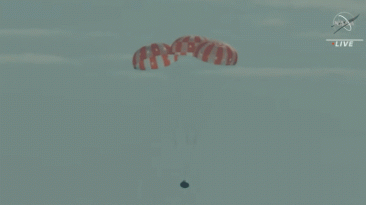 Orion Splashes Down in Pacific, Ending NASA’s Historic Artemis 1 Moon Mission