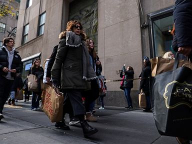 Retail sales drop at start of key holiday shopping season