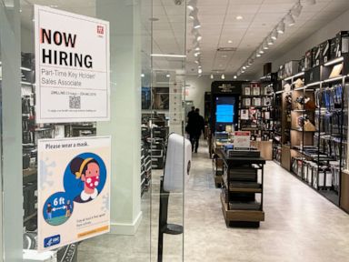 Fewer Americans apply for jobless benefits last week