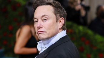 Elon Musk’s Twitter Suspends Rival Mastodon Account