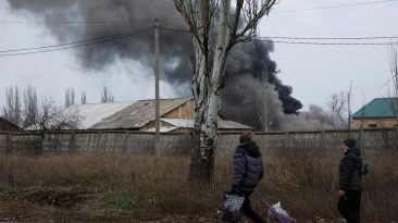 Russian missiles rain down on Ukraine towns