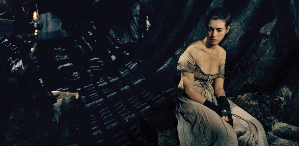 Hollywood Flashback: Anne Hathaway Dreamed a Dream Come True With ‘Les Miserables’