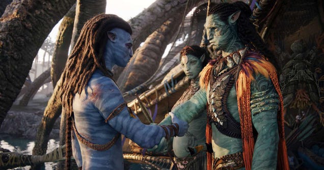 James Cameron Sees Writing on the Wall, Says Avatar Sequels Will Happen