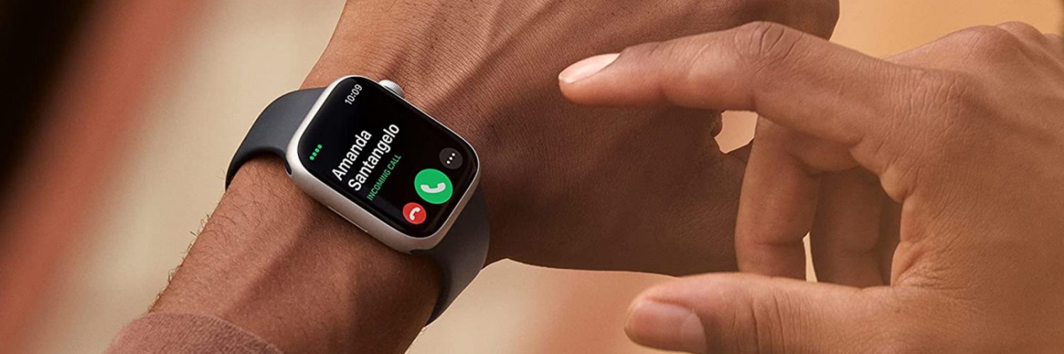 The New Apple Watch Series 8 Is (Somehow) Still on Sale