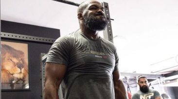 Jon Jones signs new eight-fight contract ahead of his return at UFC 285