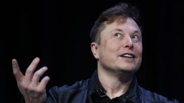 Elon Says It’s ‘Absurd’ to Think His Tweets Could Impact Tesla Stock