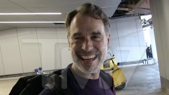 ‘White Lotus’ Star Murray Bartlett Wants to Make Comeback in Season 3