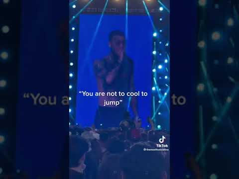 Lil Skies makes fun of the Rolling Loud Toronto crowd for not getting hype