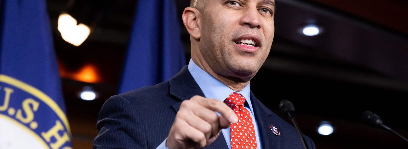 Rep. Jeffries says GOP has “double standard” on committees after Santos assignments