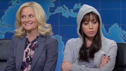 See Aubrey Plaza And Amy Poehler Revive Their Parks And Rec Characters On SNL