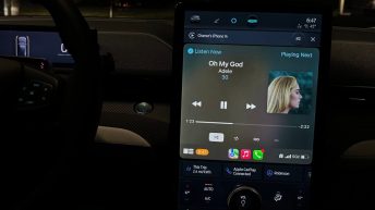 iOS 16.3 fixes pesky CarPlay bug that broke Find My support in Siri