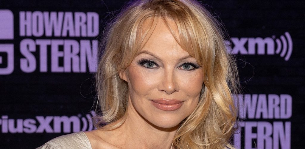 Pamela Anderson Explains Why She Went on “Public-Facing Missions” to Help Julian Assange in New Memoir