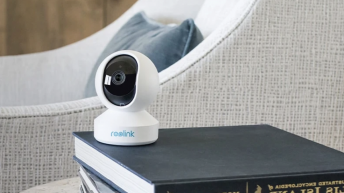 This Home Security Camera Gets You Quad HD Monitoring for Under $50