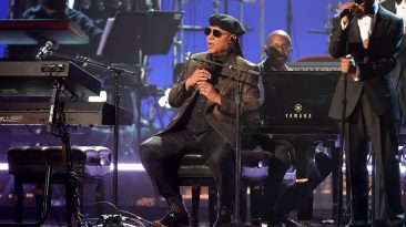 Stevie Wonder, Smokey Robinson, Chris Stapleton Take 2023 Grammys to ‘Higher Ground’