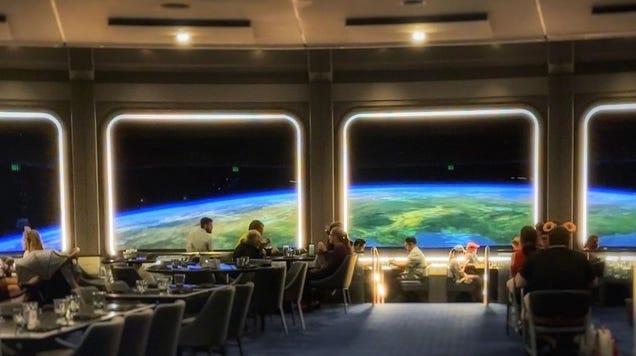 Out of This World Dining at Walt Disney World’s Space 220