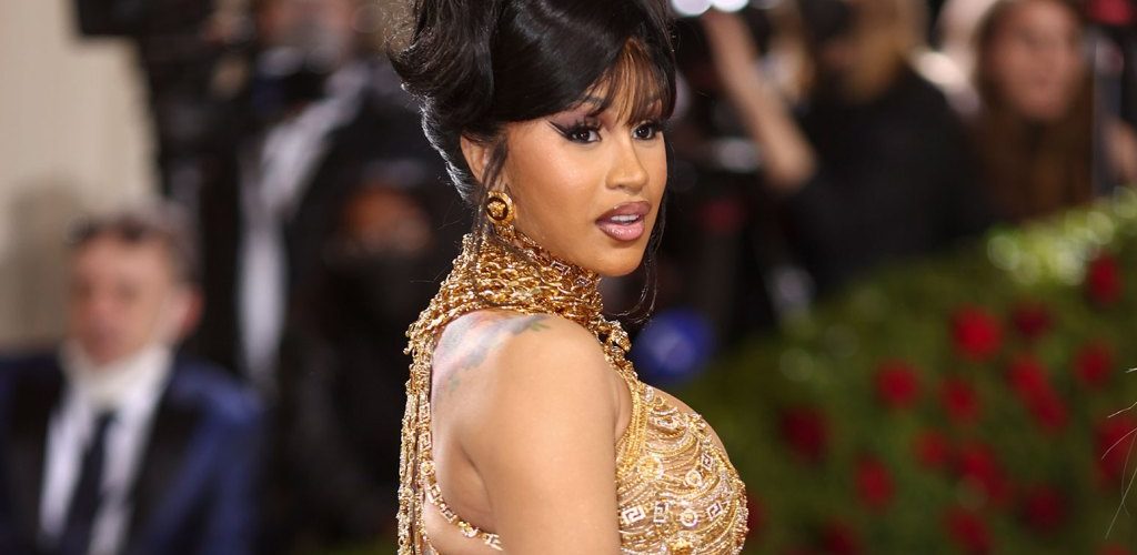 Cardi B Seemingly Steps Into Offset & J Prince Feud, Calls Out ‘Big Lies’