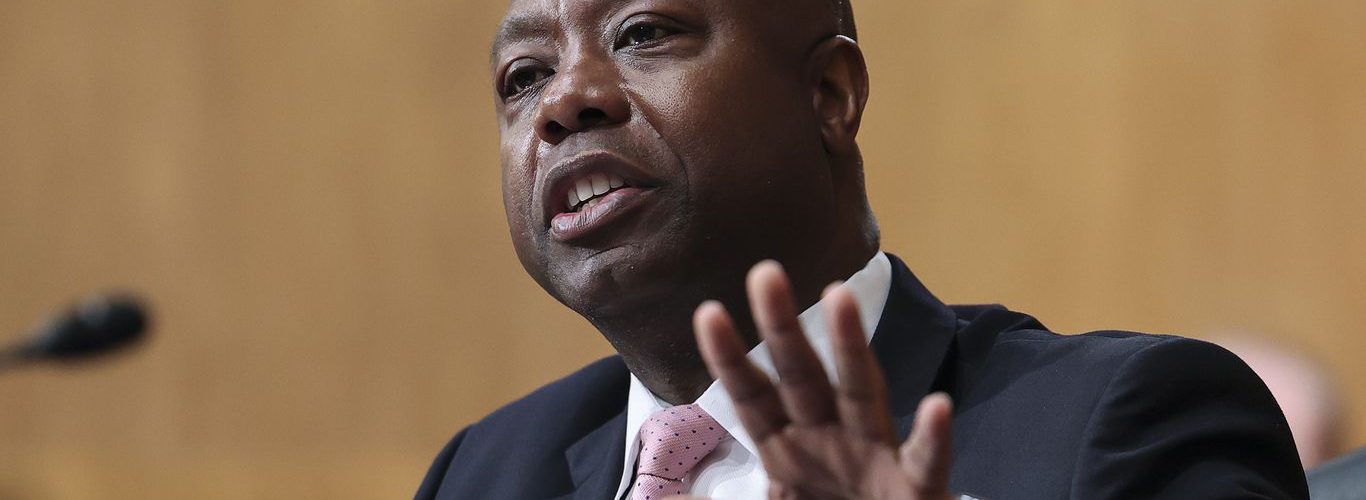 Tim Scott raises presidential buzz with hires…