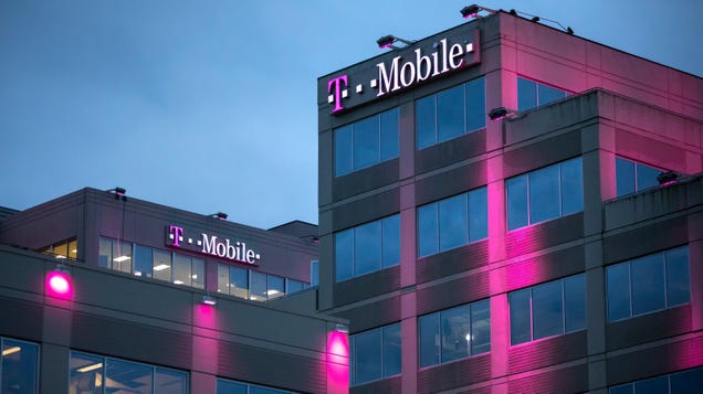 T-Mobile Says Service Is Operating at ‘Near Normal Levels’ After Outage