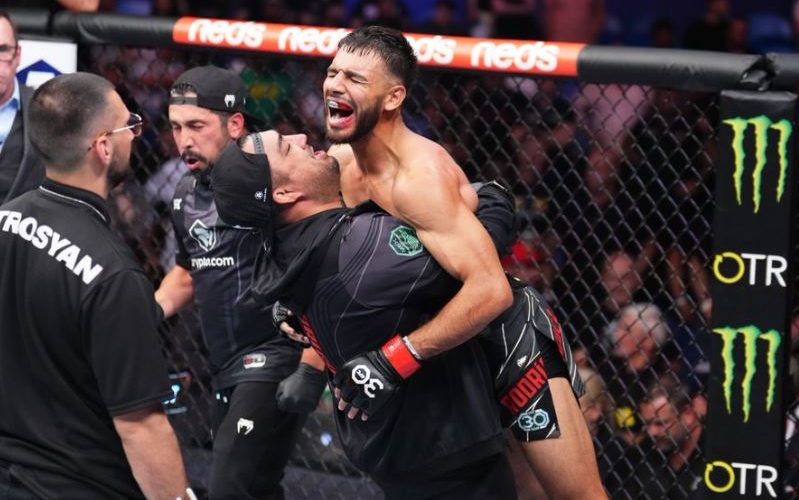 Yair Rodriguez admits Josh Emmett knocked him out in round one sequence: “I went into automatic mode, I don’t remember much after that”