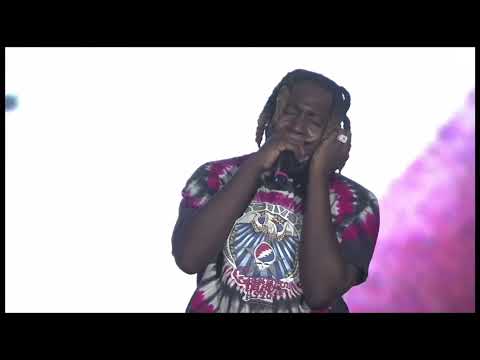 Don Toliver & Kanye West – Moon | Rolling Loud California 2021 (Live Performance)