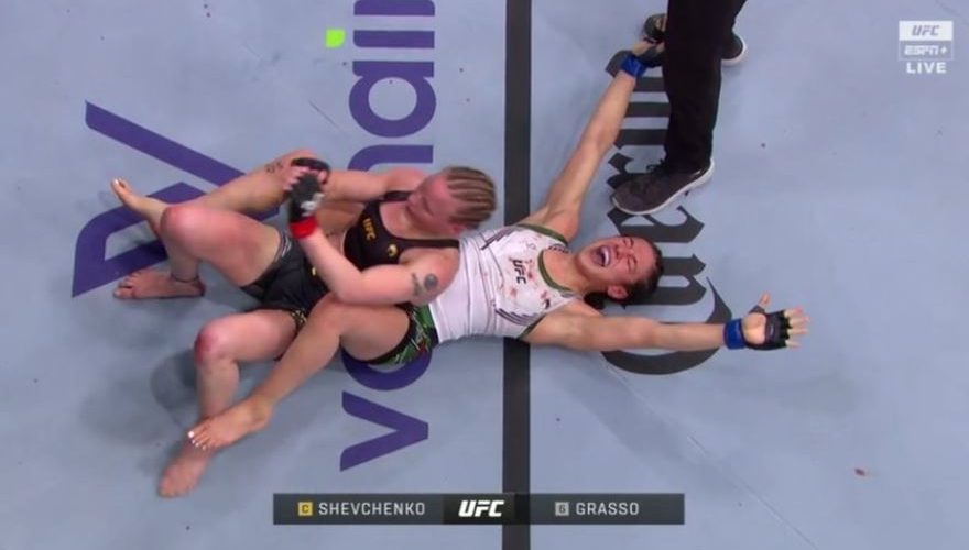 Pros react after Alexa Grasso stops Valentina Shevchenko at UFC 285