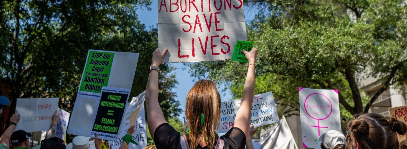 5 women file lawsuit against Texas over the state’s abortion laws