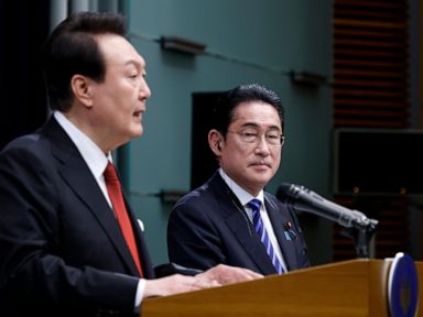 Japan, S. Korea to mend ties at summit amid regional threat