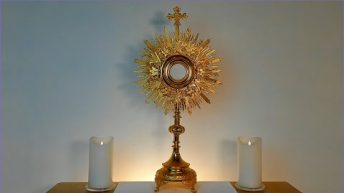 Perpetual Adoration live from St Benedict’s, Melbourne