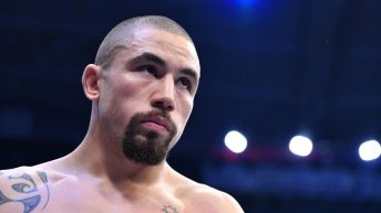 Robert Whittaker reveals he was never offered rumored fight against Khamzat Chimaev: “Let’s wait and see what happens with this title shot”