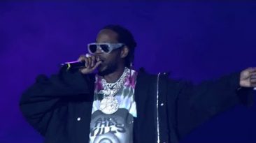 2 Chainz LIVE @ Rolling Loud LA 2021 [Full Set]