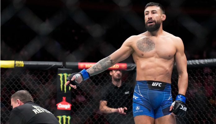 Chris Gutierrez knows he has to fight “smart” against “dangerous” Pedro Munhoz at UFC Kansas City